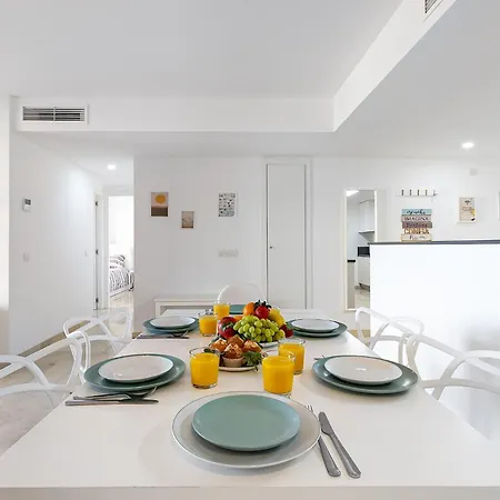 New With Sea View And Pool Apartment