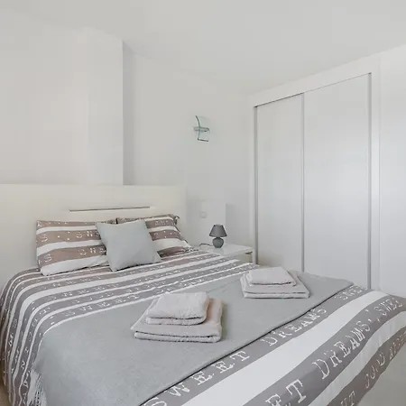 New With Sea View And Pool Torrevieja
